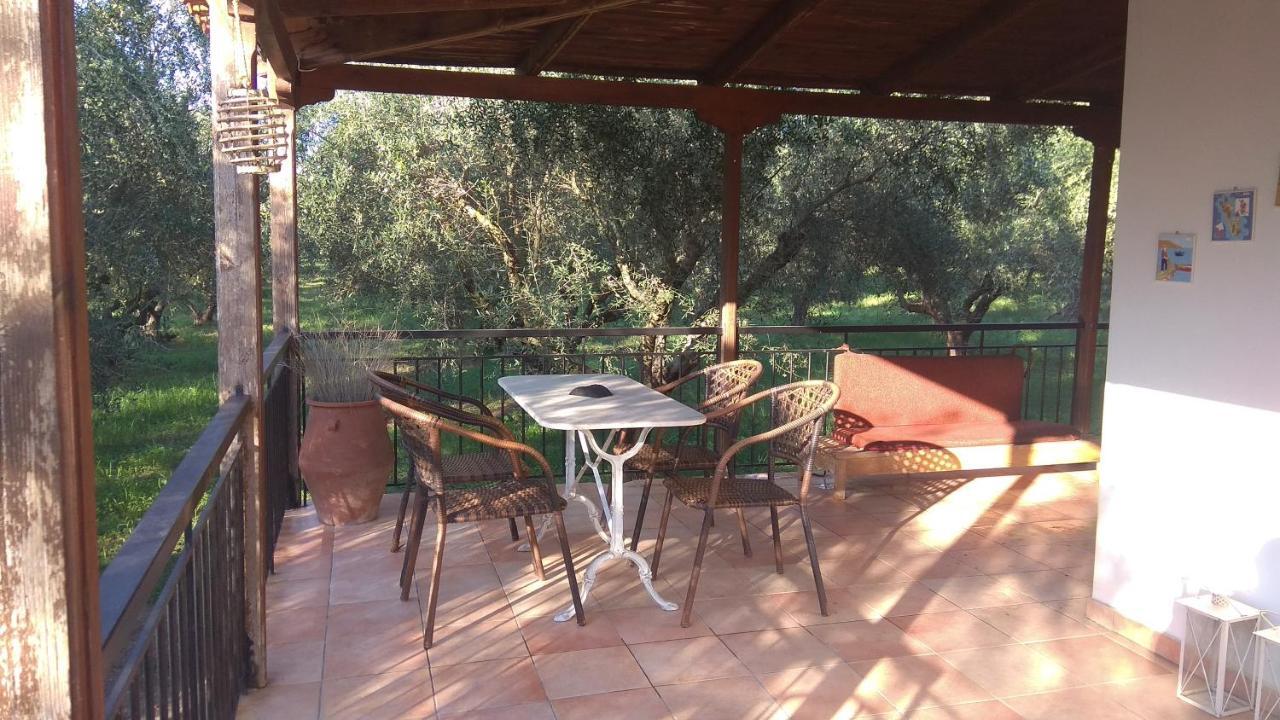 Mallios Home Floka Close To Ancient Olympia Flokas Exterior photo